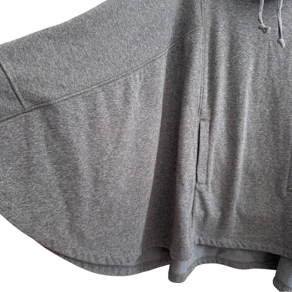UGG Gray Pichot poncho super soft High neck Layering Minimalist Coastal XS/S - Picture 4 of 9